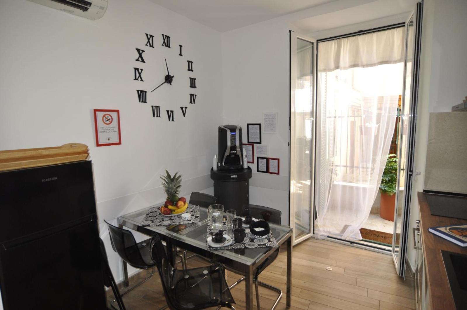 Flatinrome Trastevere Deluxe - Jacuzzi 3* Rome